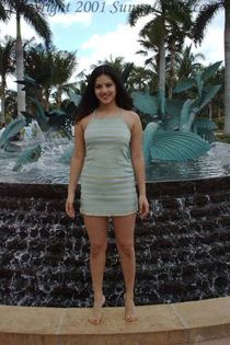 Solo model strips off