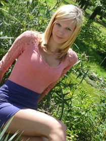 Amateur women love facial